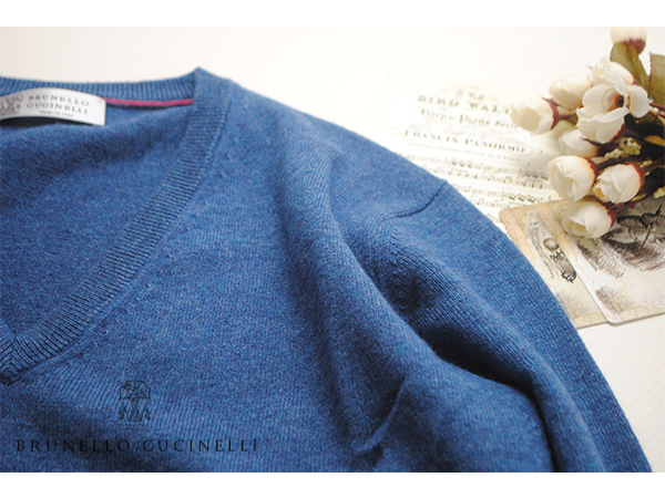BRUNELLO CUCINELLI カシミヤ セーター ブルー・青系【50】Vネック ニット ブルネロクチネリ ベーシック