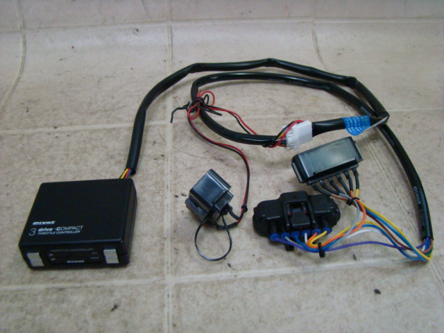 ZC32S　スイフトスポーツ　ピボット　PIVOT　スロットルコントローラー　[85HI6]