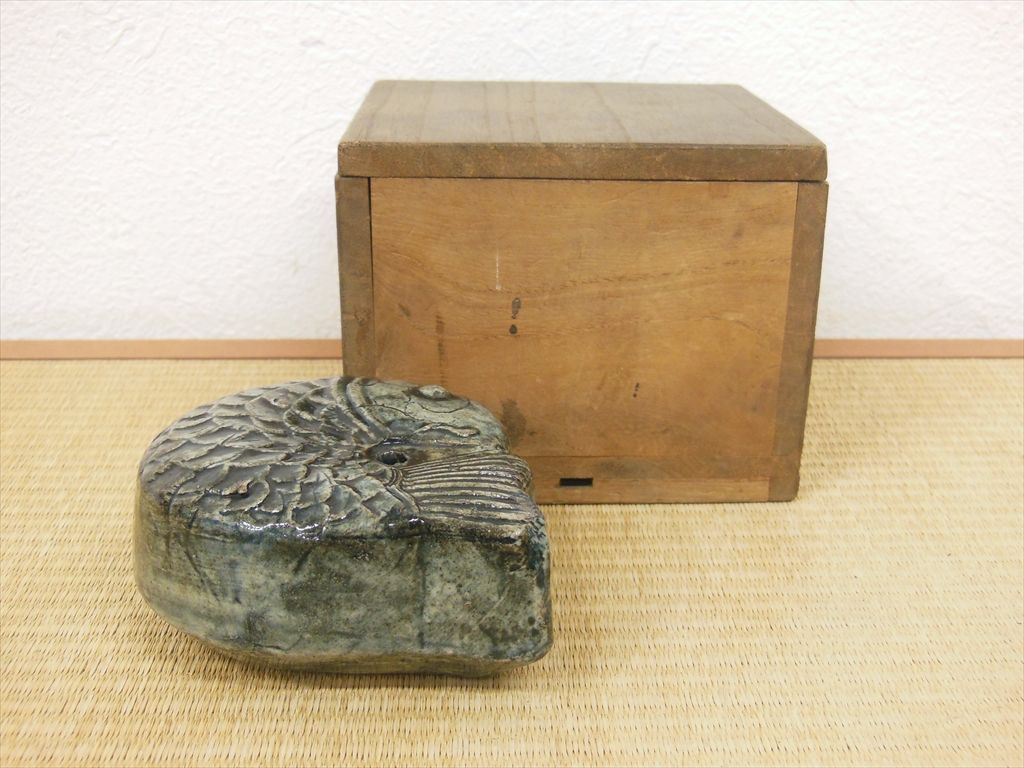 李朝 瑠璃釉 魚形 水滴 李朝後期 検：書道具 Yahoo!オークション 「李