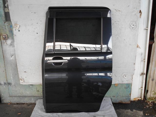 タントカスタム　L375S　左スライドドアAssy