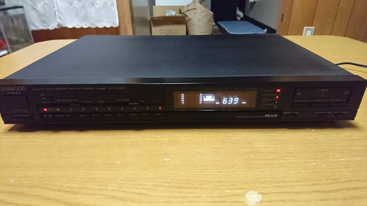 クォーツ シンセサイザー AM-FM ステレオチューナー KENWOOD ケンウッドKENWOOD クォーツシンセサイザー搭載FM/AMチューナー KT
