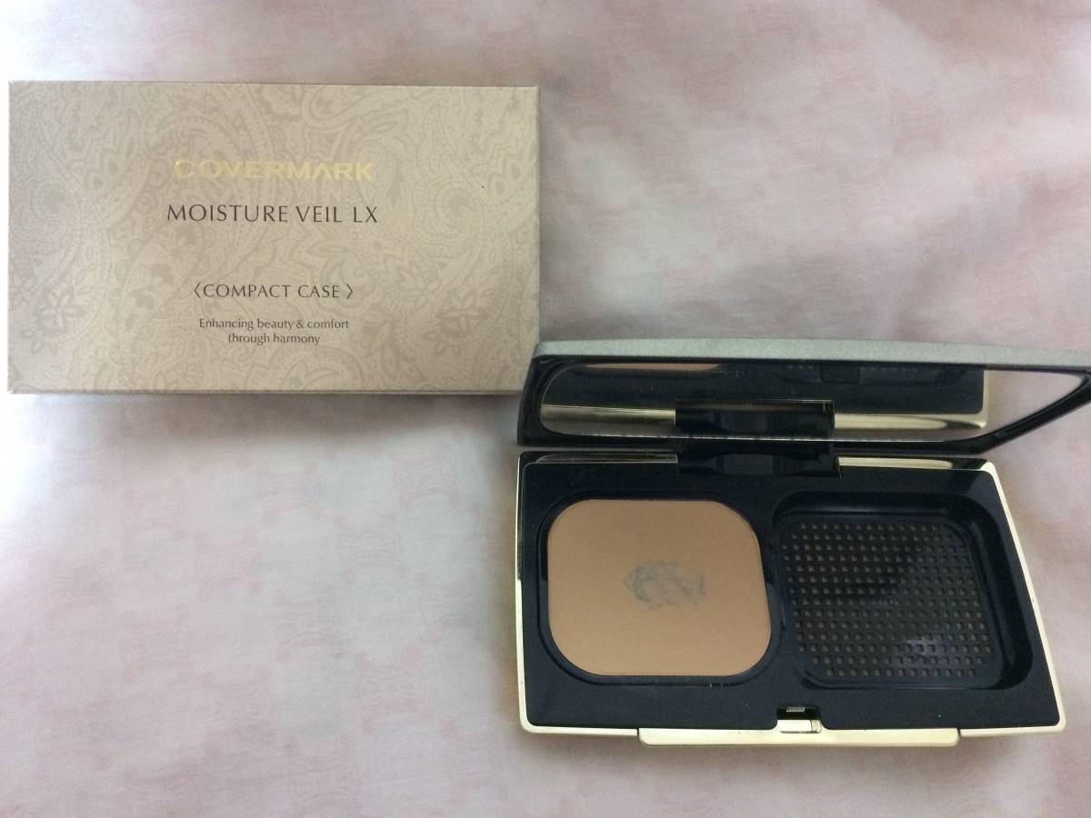 カバーマーク☆モイスチュア ヴェールLX（パウダーファンデーション）MN10 ケース付