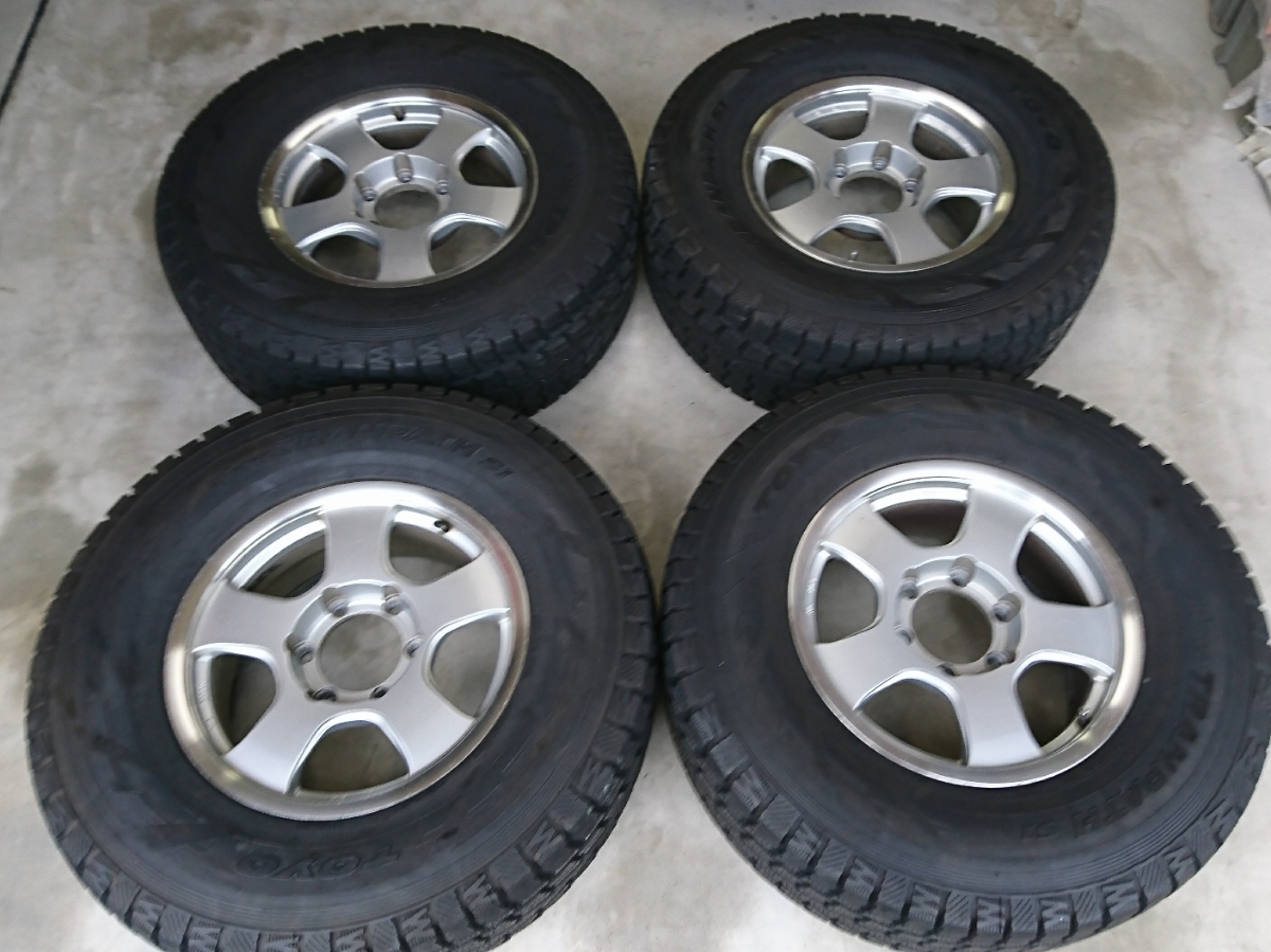 使用少なくバリ山 軽量アルミ プラド サーフ 265 70 16 TOYO 
