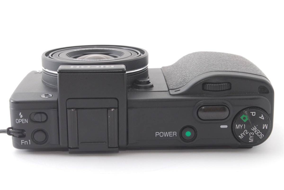 ☆ジャンク☆RICOH リコー GX200 ボディ ブラック☆訳あり大特価☆2093