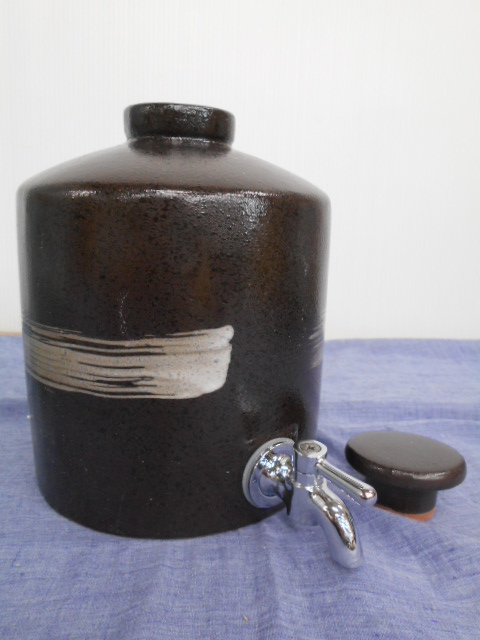 ZIS-D2-0009　　焼酎Bar　陶器２リットル　　ガラス製　樽型　サーバー