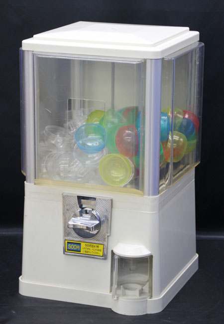 ACBZ-141▽ガチャガチャマシン 本体鍵付き カプセル付き 500円玉専用機 キズ有 中古品