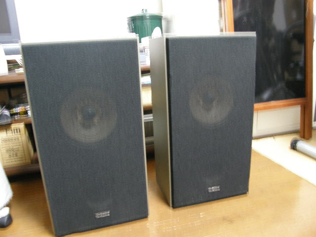 Technics SB-65 (テクニクス　ゲンコツ)
(松下 パナソニック￼) Technics スピーカー SB-65 ゲンコツ入り 端正な音ゲンコツ1発入りSB
