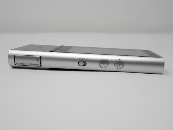 ■ソニー SONY ウォークマン ZXシリーズ 128GB NW-ZX100 シルバー 美品 ハイレゾ フィルム・シリコンケース・純正レザーケース付き_4