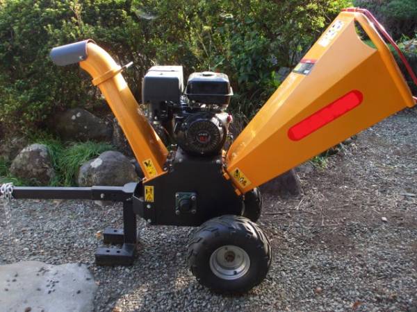 剪定枝・竹　出張粉砕します　エリア限定　粉砕機　チッパー　4