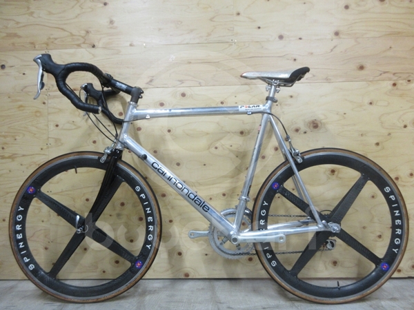 キャノンデール ジャンク品 CANNONDALE R700 2004年頃 キャノンデール ジャンク品 CANNONDALE R700 2004年頃