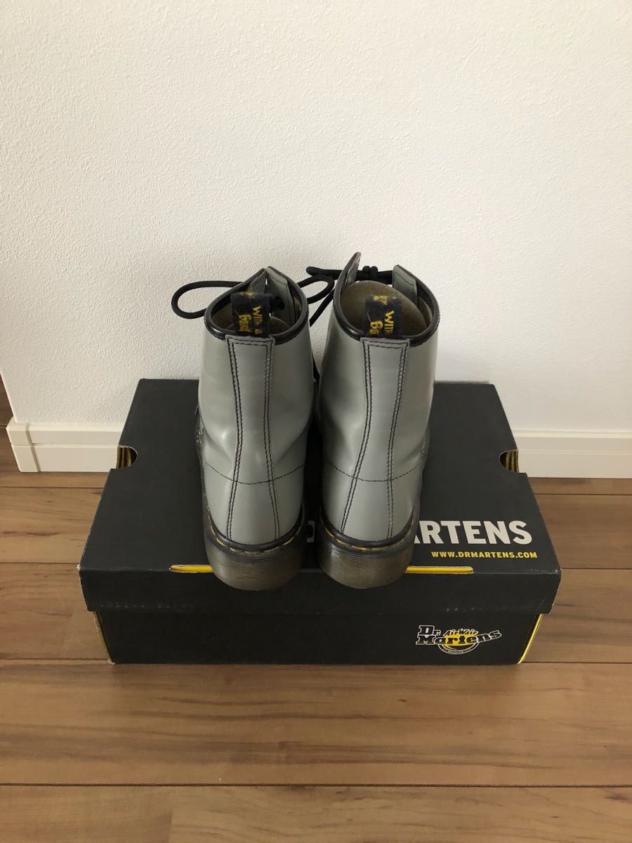 ドクターマーチン Dr.Martens 8ホール UK4 グレー Dr.Martens(ドクター 