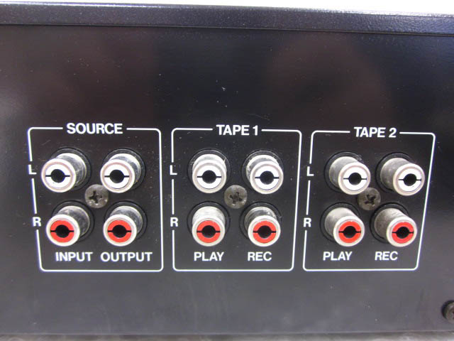 ○ AKAI A＆D DA-E830 アカイ グラフィックイコライザー 日本製 動作品