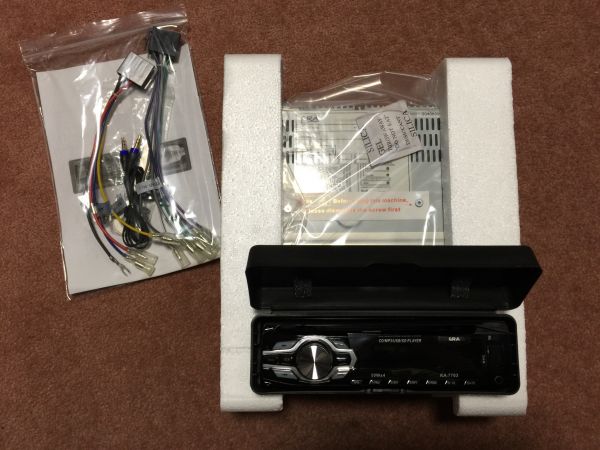 ★（新品・未使用）オーディオ ERA KA7703 オーディオデッキ　MP3・USB・iPod・SD対応★121502n