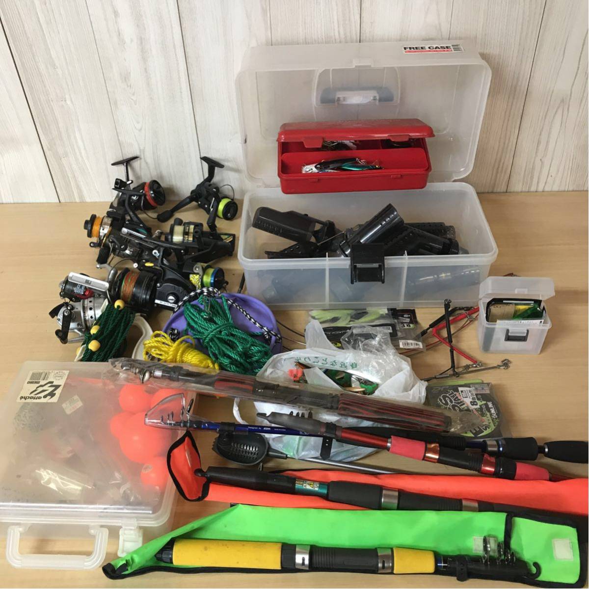 釣り具 まとめてセット ジャンク品 竿 リール 浮き ルアー