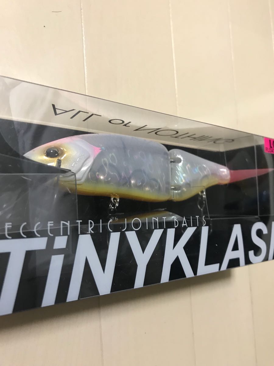 DRT タイニークラッシュlow サクラ 【新品】DRT タイニークラッシュ