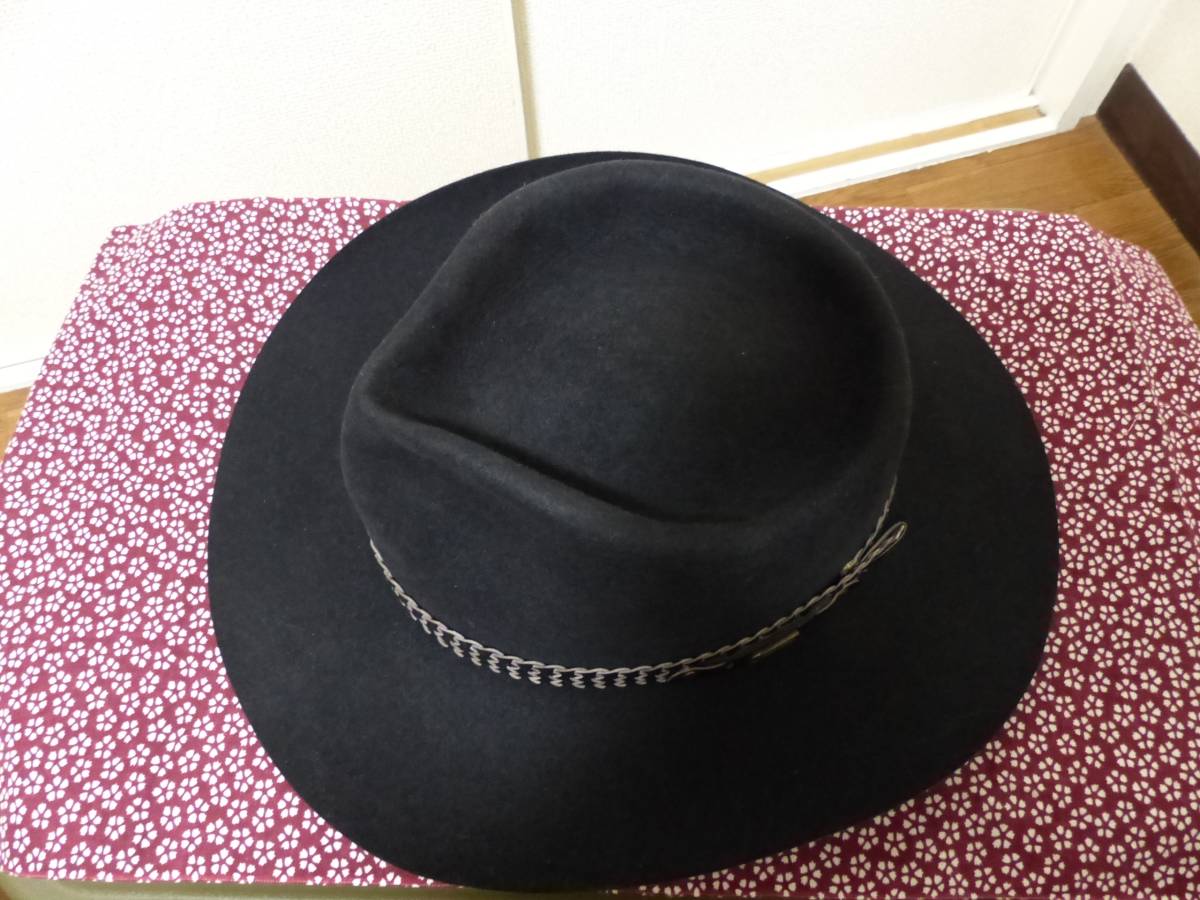 未使用★AKUBRA ウールハット 羽付き56サイズ アクブラ AKUBRA ハット SNOWY RIVER 【公式通販】