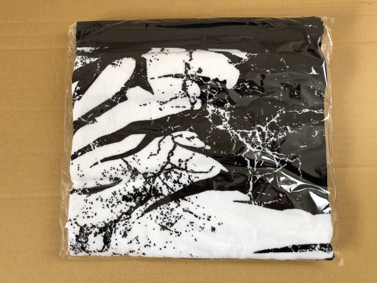 未開封 送料無料 BABYMETAL 巨大キツネ祭り 「BRUTAL BIG FOX タオル」