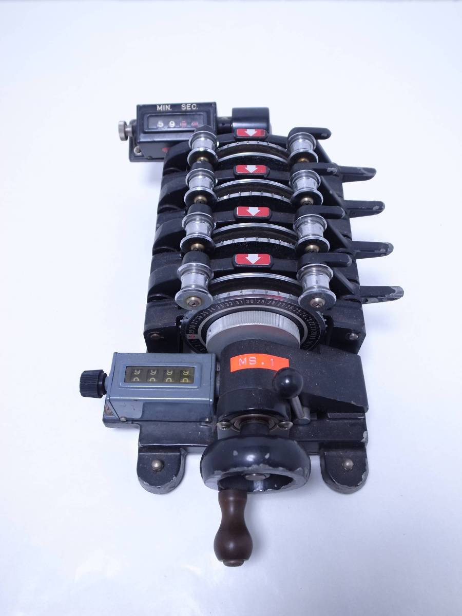 16mm Film フィルム Shooting 16ミリフィルム編集機材 SHINKO ｜ カビ