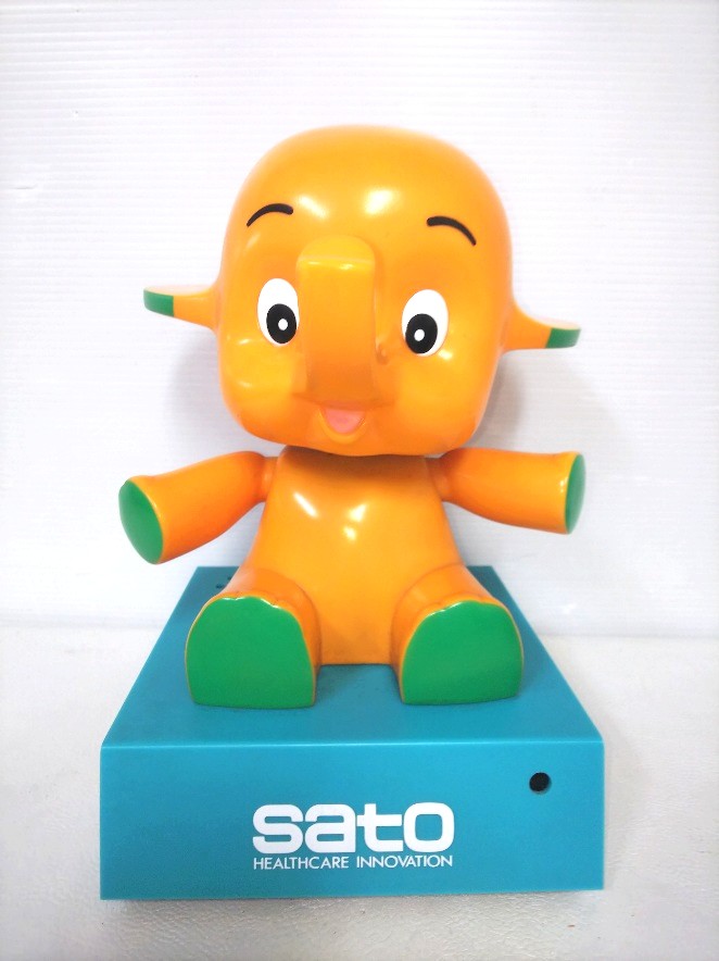 ◇希少【非売品 佐藤製薬 サトちゃん クスリ 薬局 ソフビ 店頭看板 台