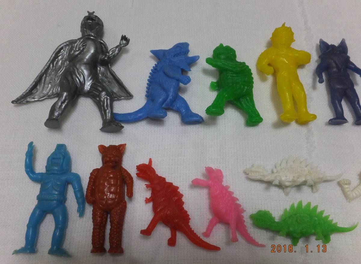◇シスコ ウルトラマン ポリ人形 怪獣 おまけ