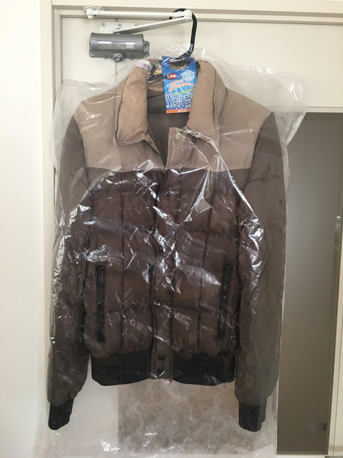値下げ格安 定価25万ディオールオム05AW ダウンジャケット44エディ