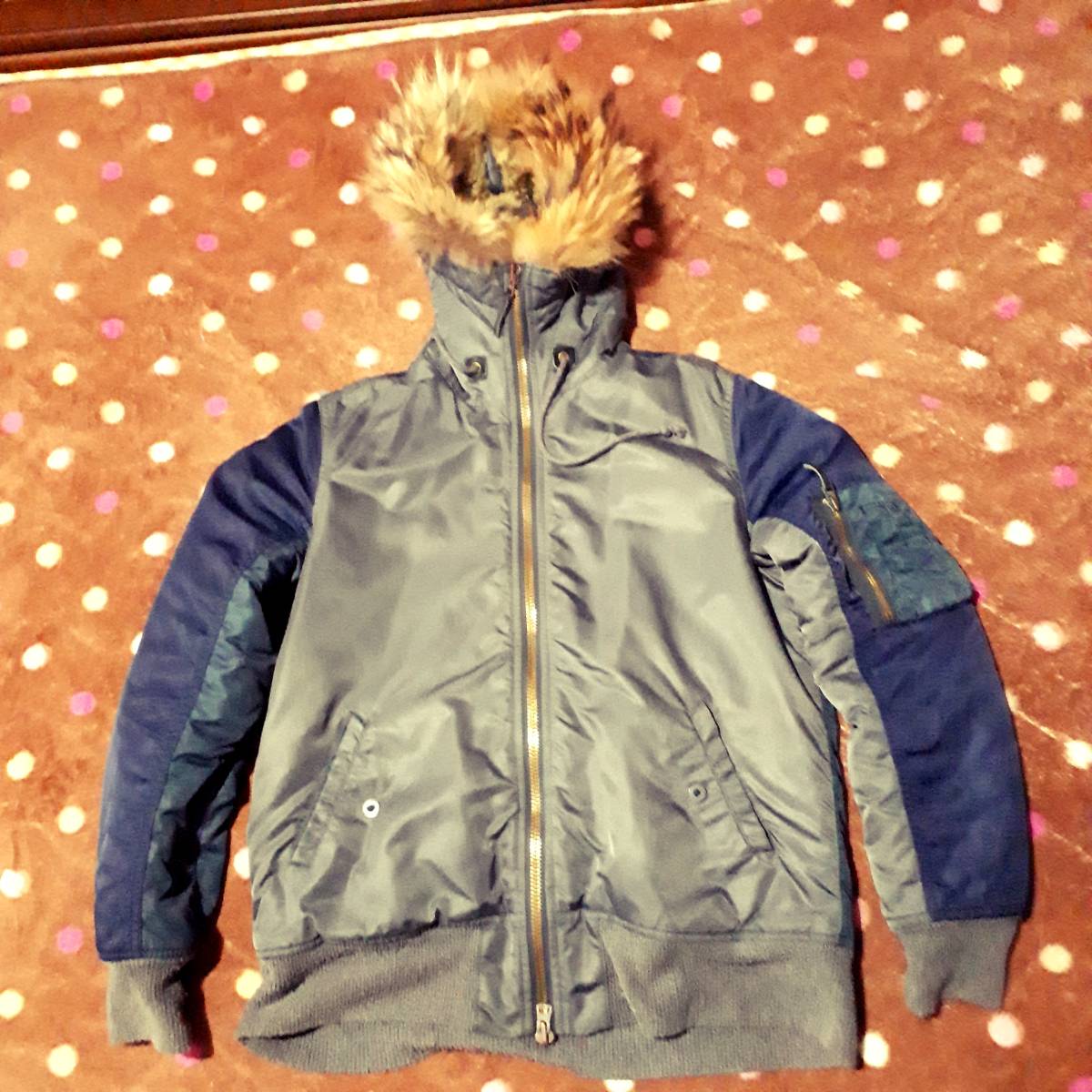 HERITAGE STONE/ N-3B風 MA-1(ラクーンファーフード付き)ネイビー 