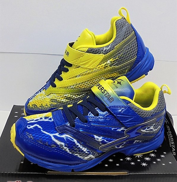 ASICS キッズシューズ 21.5 22.0cm ブラック/レッド ニューバランス 15.5 二足セット イエロー&ダークレッド used
