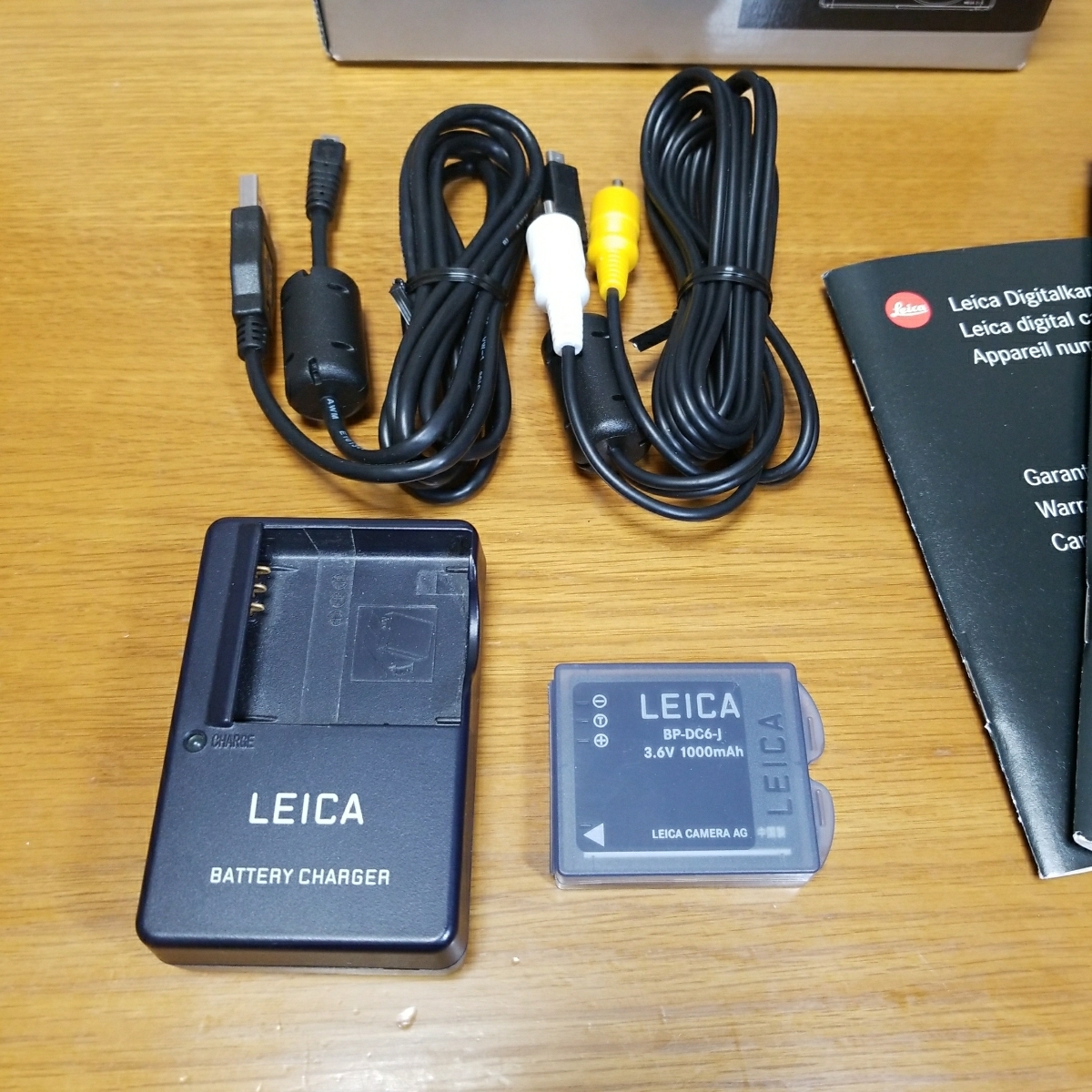 LEICA ライカ コンパクトデジタルカメラ コンデジ C-LUX2 箱、取扱い