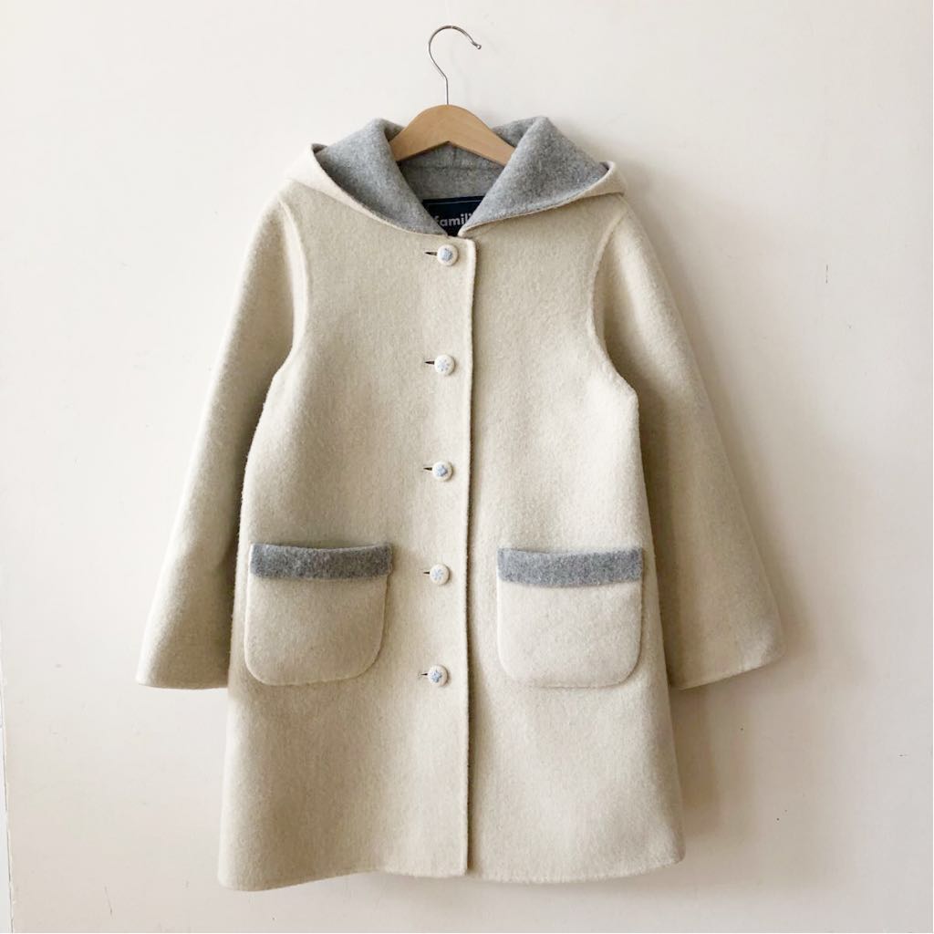  familiar ファミリア コート リバーシブル 120サイズ 男の子 女の子(120（115～124cm）)｜売買されたオークション情報、yahooの商品情報をアーカイブ公開 - オークファン ジャンパー、ブルゾン