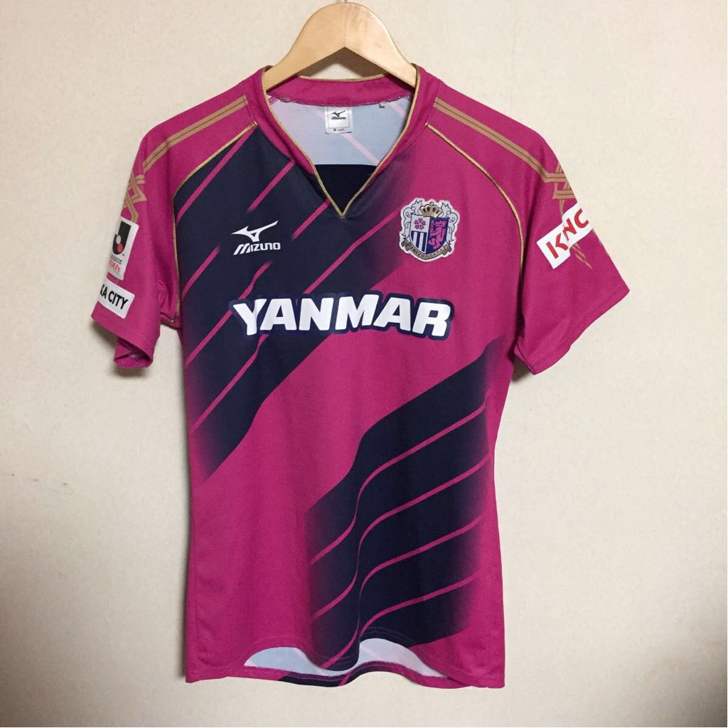 SALE，定番人気 2013 セレッソ大阪 ホーム ユニフォーム ミズノ ヤンマー 柿谷 清武 山口 Mサイズ(Jリーグ)｜売買されたオークション情報、yahooの商品情報をアーカイブ公開 - オークファン ユニフォーム