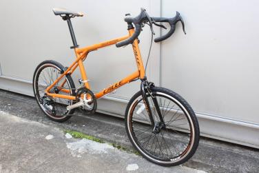 ○新車オレンジ！ミニベロ、補助ブレーキ付、リムハイト30mm 新型 