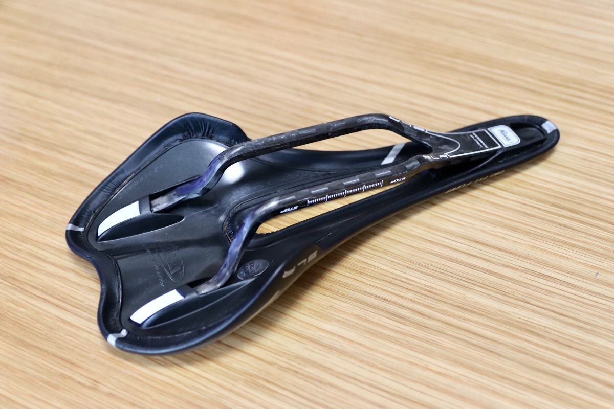 セライタリア セライタリア selle italia SLR Kit Carbonio Flow 115g