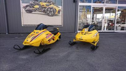 希少！子供用スノーモービル ski－doo MINI Z 2台セット 