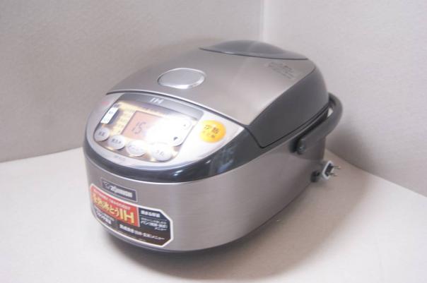 2016★ZOJIRUSHI【象印】IH炊飯ジャー うるつや保温 1.0L NP-VL10