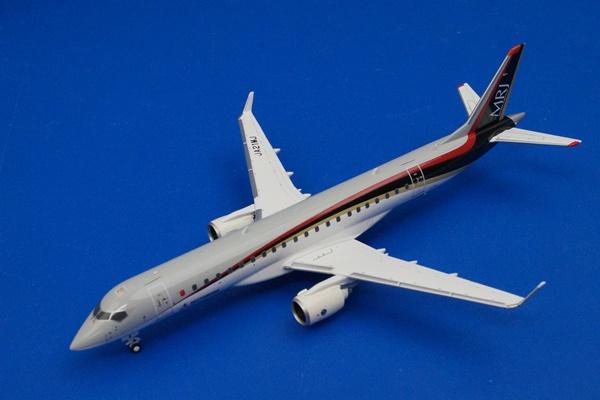 全日空商事/ＭＲ29003★1/200 MRJ90 飛行試験機 初号機 名古屋空港 Take off ベースつき★JA21MJ