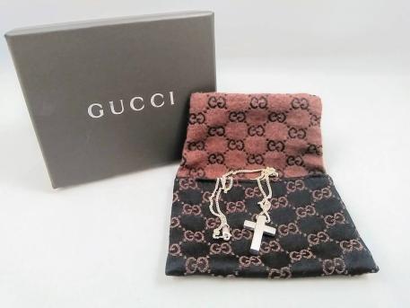 ★本物保証★美品★　グッチ　GUCCI　ネックレス　男女兼用 クロスカット　十字　シルバー　925