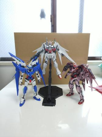 人気セール，新作登場 組立済3体 MGインパルスブランシュ トランザムライザー アメイジングエクシア(完成品)｜売買されたオークション情報、yahooの商品情報をアーカイブ公開 - オークファン 完成品