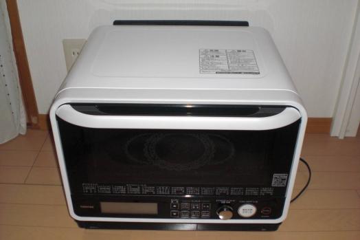 TOSHIBA 東芝 加熱水蒸気 オーブンレンジ 石窯ドーム ER-JZ4000 (W) ＊2017年製