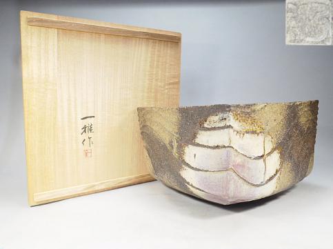 お話 純久の章 鶴田 Flower Yasuhara 安原喜明, 瀬戸 Kimei Vase 灰釉