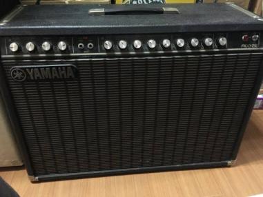 最新作，低価 渋谷イシバシ楽器 買取査定5万円 YAMAHA ヤマハ 大型ギターアンプ F100-212 EGO-WRAPPIN' エゴラッピン ギタリスト森さん使用(ヤマハ)｜売買されたオークション情報、yahooの商品情報をアーカイ ギターアンプ