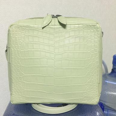 美品 genuine crocodile skin 斜め掛 クロコダイル バッグ KAIYO 