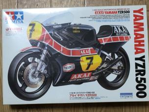 限定品 タミヤ 1/12 ヤマハYZR500 w/カルトグラフデカール TAMIYA タミヤ 1/12 アカイYAMAHA YZR500 カルトグラフデカール タミヤ