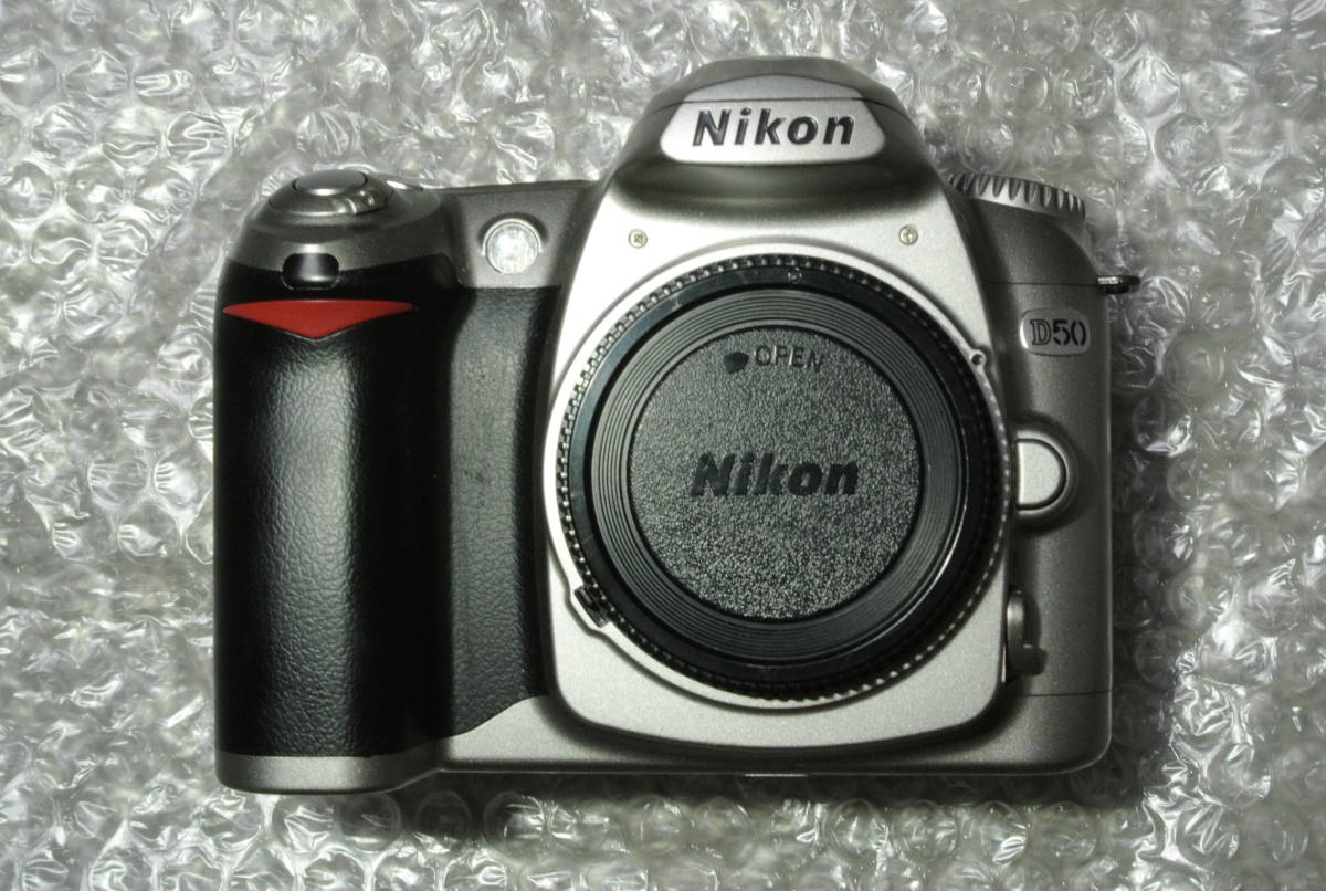 極上美品 Nikon D50 シルバー 希少 総ショット数6000以下 Nikon D50 