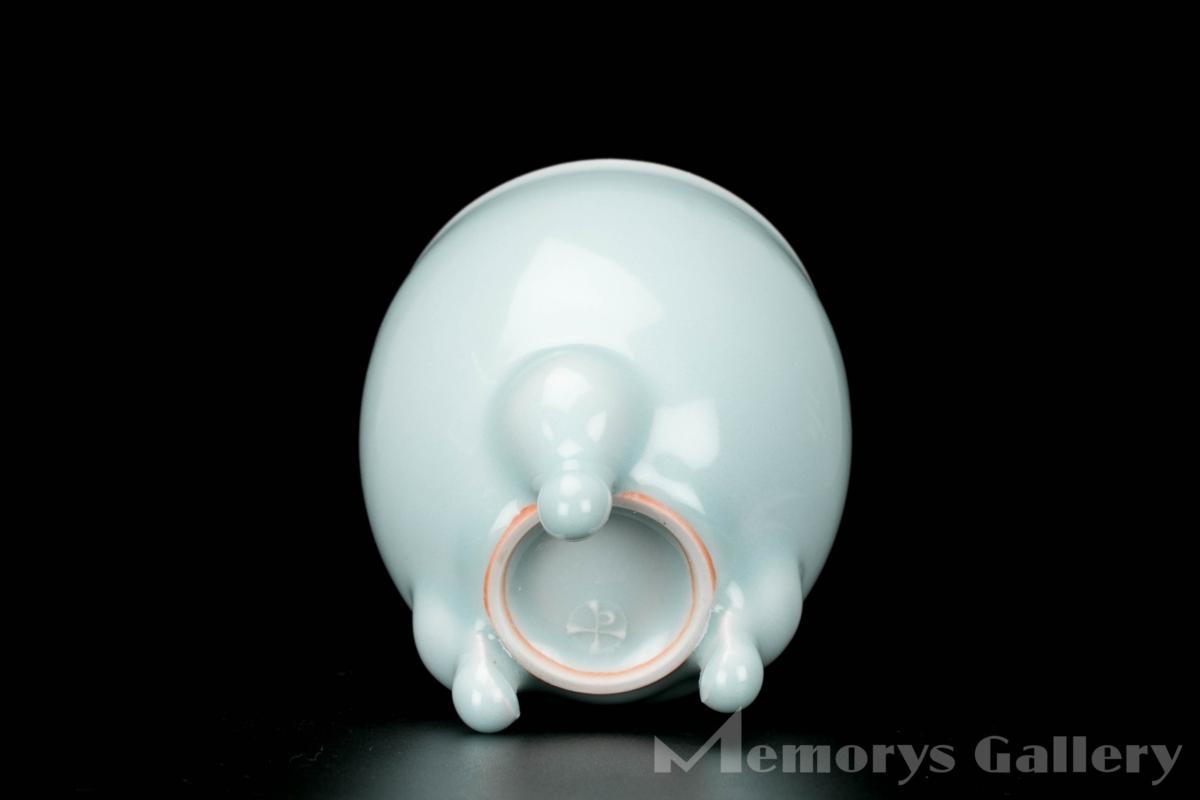 【雅】走泥社 鈴木治 青白磁香炉 共箱 共布 外段ボール箱 本物保証