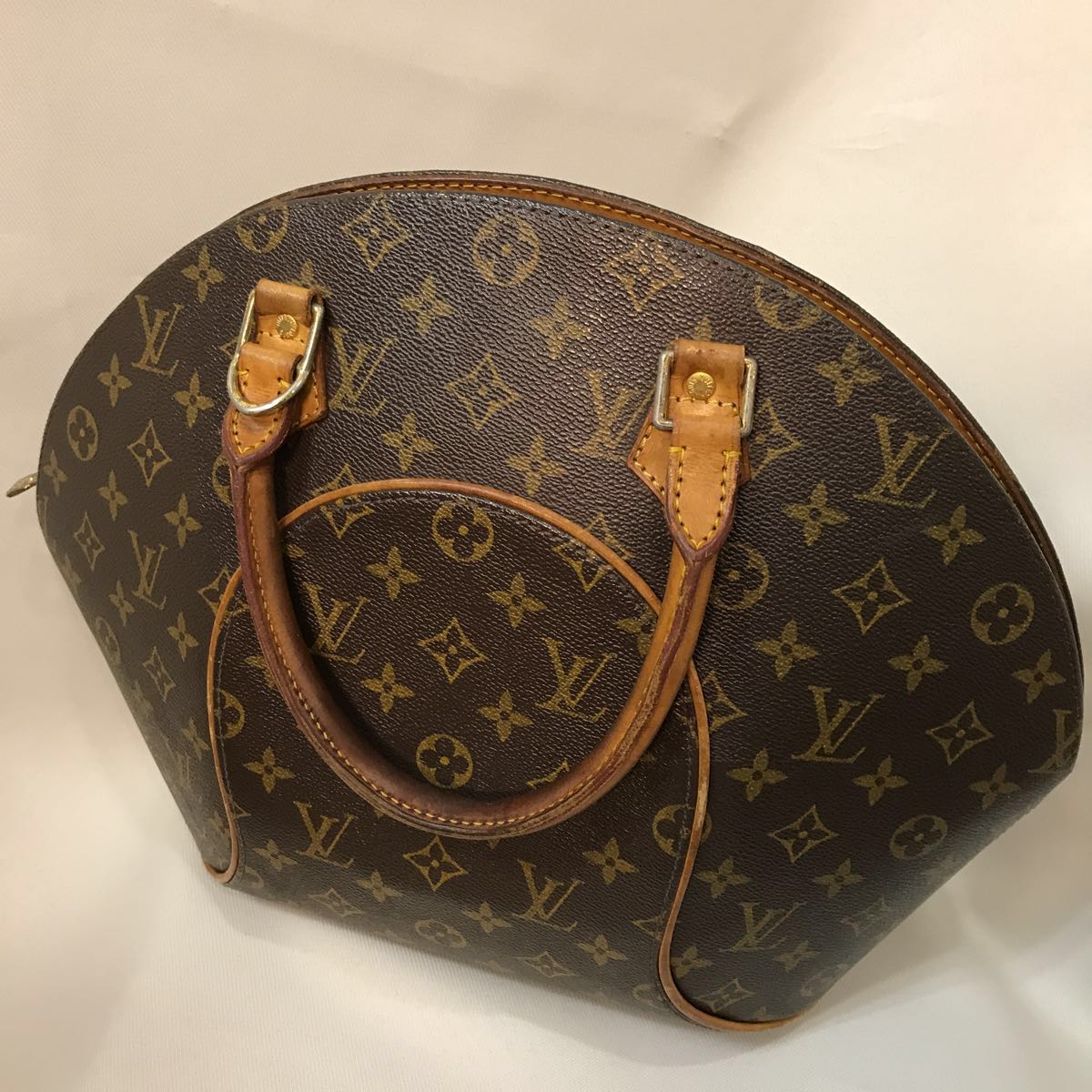 ☆ LOUIS VUITTON ルイヴィトン『モノグラム エリプスMM』ハンドバッグ 