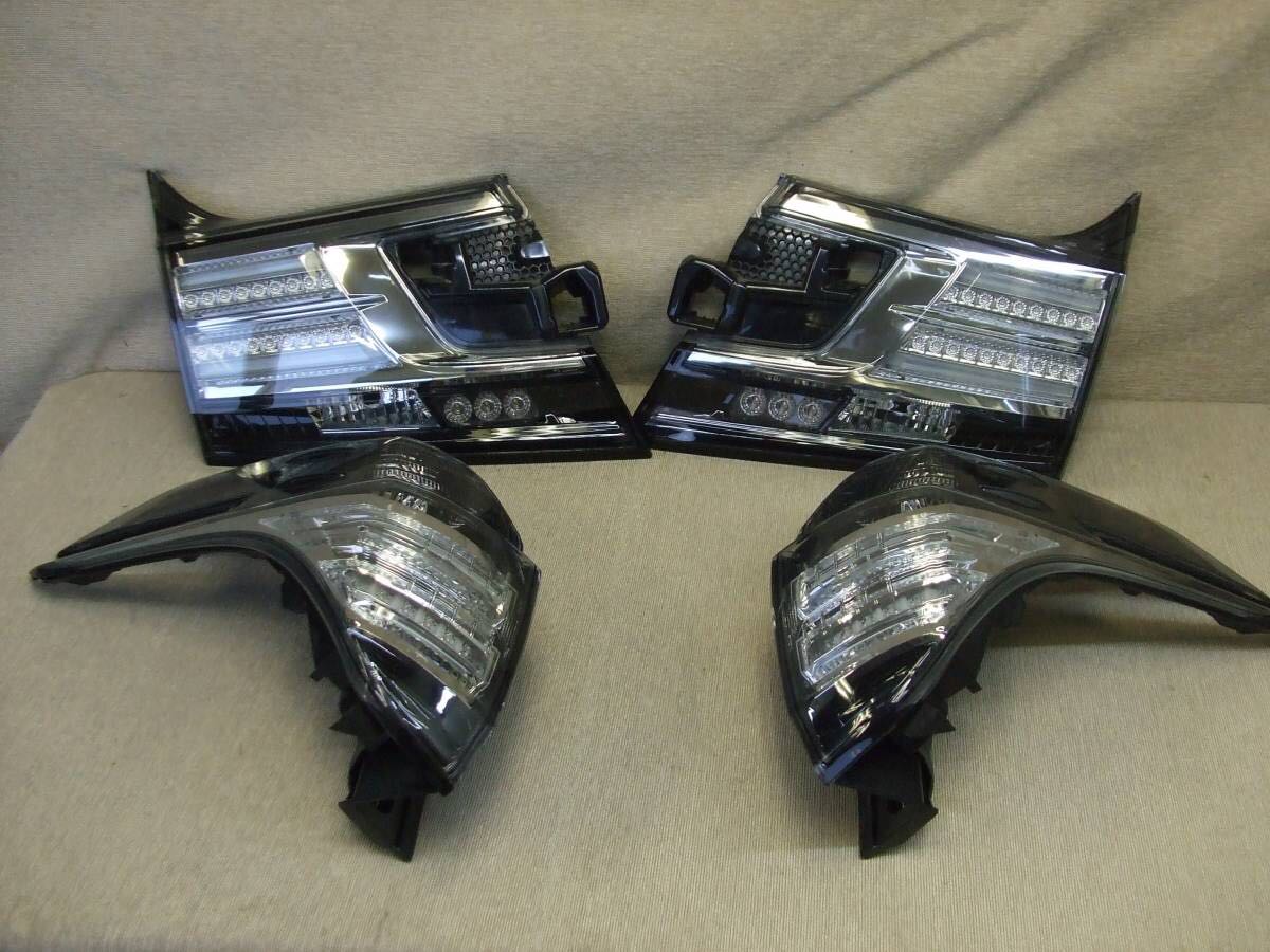 ☆中古☆ヴェルファイア30系 寒冷地仕様純正テール 希少30ヴェル