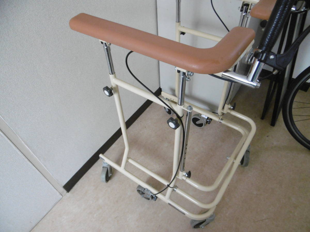 松永製作所 6輪歩行器 ホップステップ SM-40 歩行補助器具