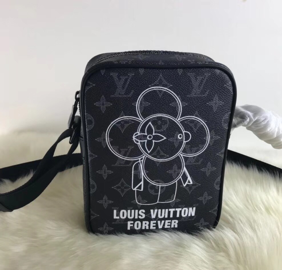  LV 掛けショルダーバッグ モノグラム ブラウン(その他)｜売買されたオークション情報、yahooの商品情報をアーカイブ公開 - オークファン 服飾小物