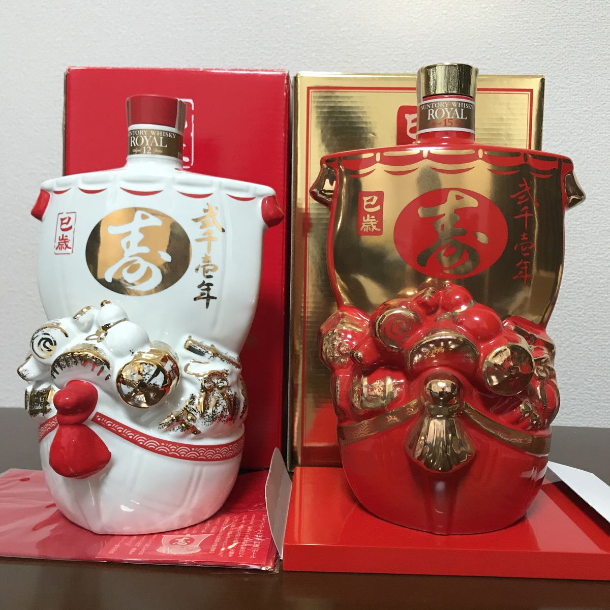 サントリーローヤル巳年干支ボトル ✫未開栓✫【SUNTORY 】 干支ボトル