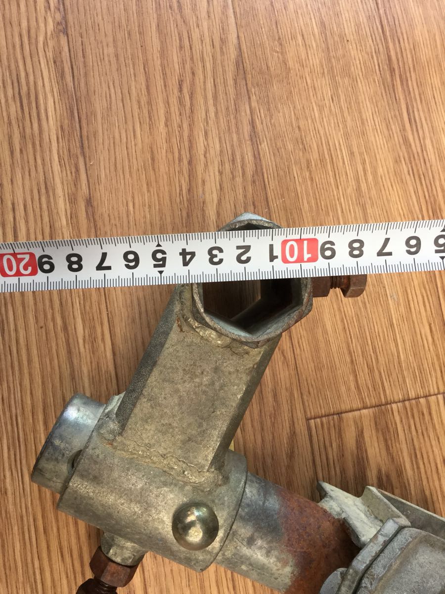 89 クボタ 反転ヒッチ取付金具 培土版 中古画像現状 89 クボタ 反転